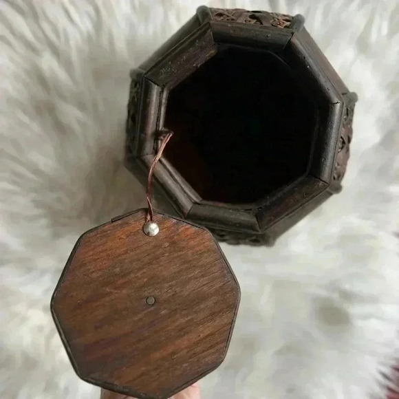 Vintage Woven Octagonal Wooden Trinket Box with Lid - Handcrafted, Made in China - Picture 3 of 8